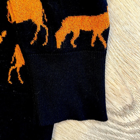 Divided Fall festive sweater - Picture 5 of 6